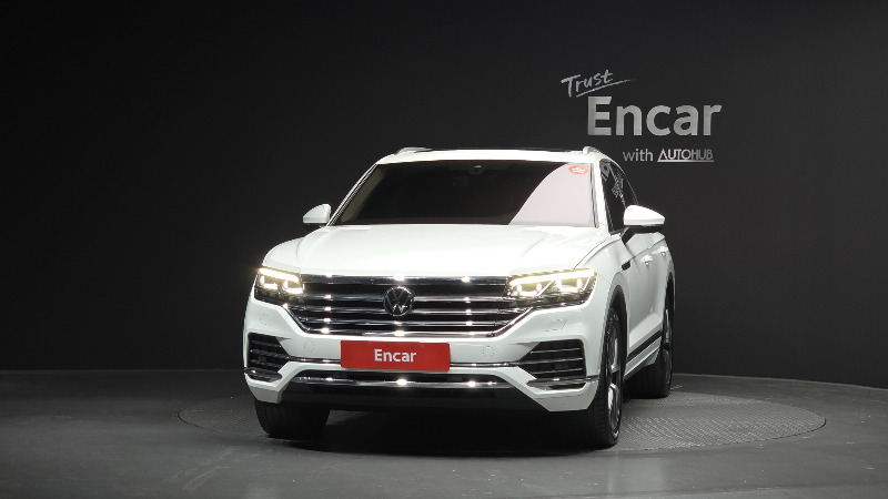 car Volkswagen Touareg id49344 photo #3