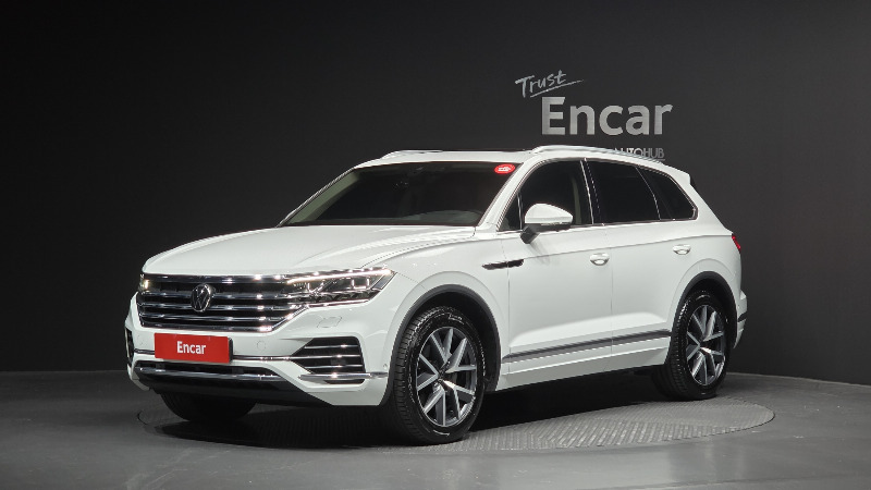 car Volkswagen Touareg id49345 main photo
