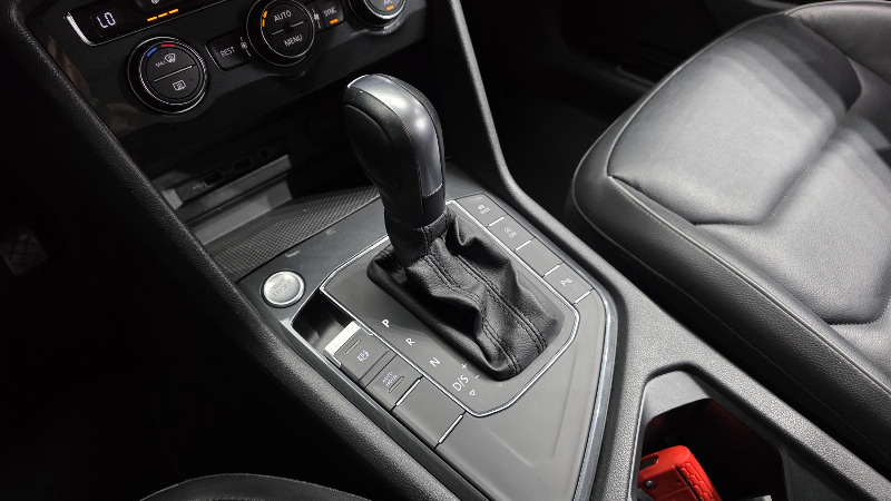 car Volkswagen Tiguan id49346 photo #9