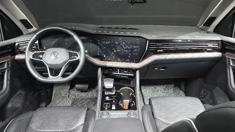 car Volkswagen Touareg id49349 photo #7