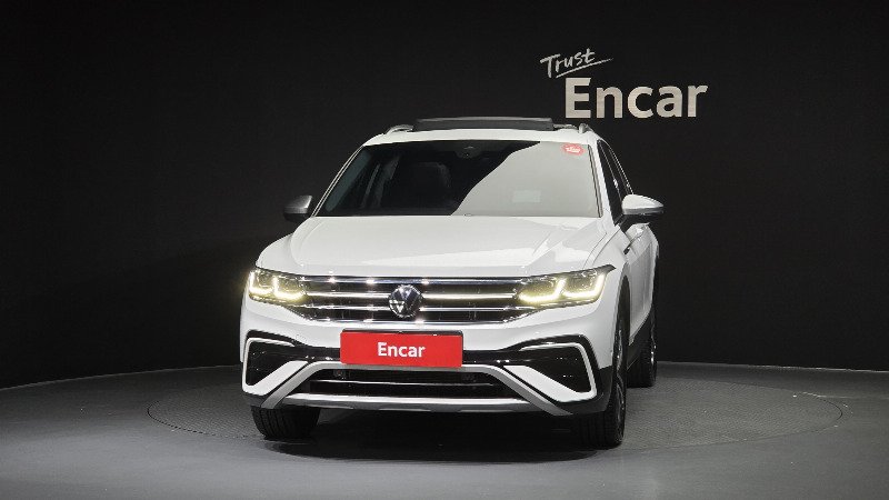 car Volkswagen Tiguan id49366 photo #3