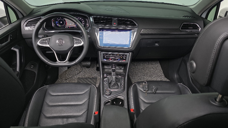 car Volkswagen Tiguan id49370 photo #7