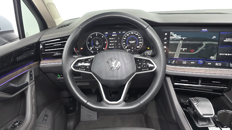 car Volkswagen Touareg id49376 photo #12