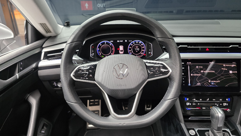 car Volkswagen Arteon id49382 photo #13