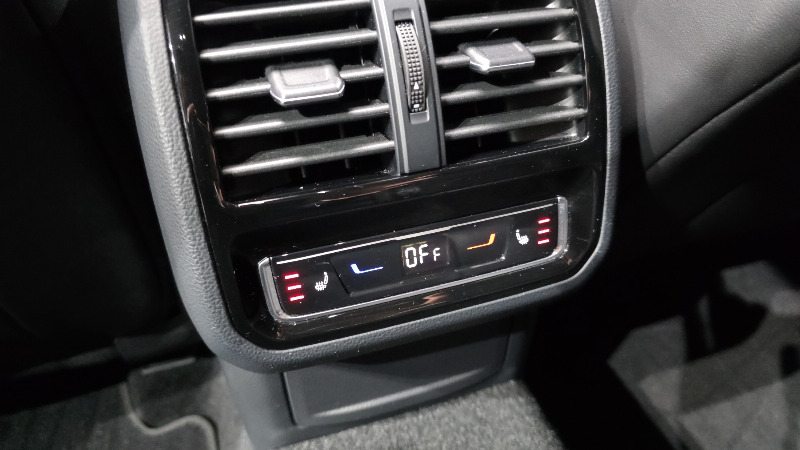 car Volkswagen Arteon id49382 photo #18