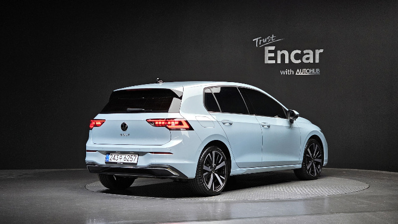car Volkswagen Golf id49387 photo #2