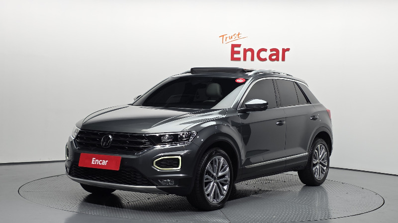 car Volkswagen T-Roc id49389 main photo