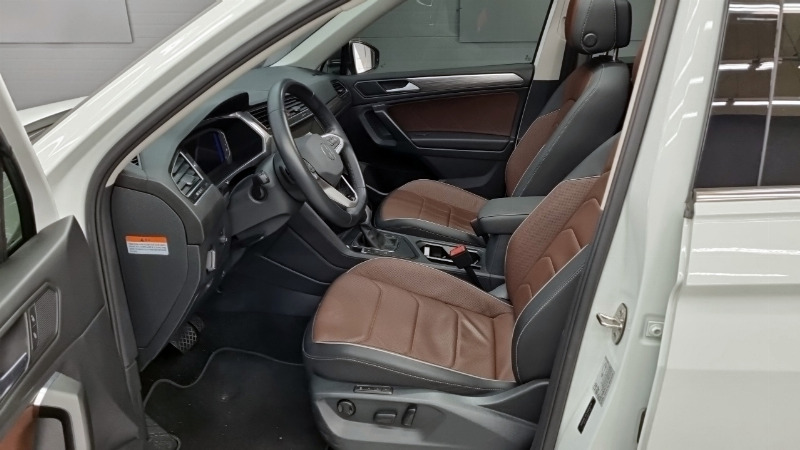 car Volkswagen Tiguan id49392 photo #10