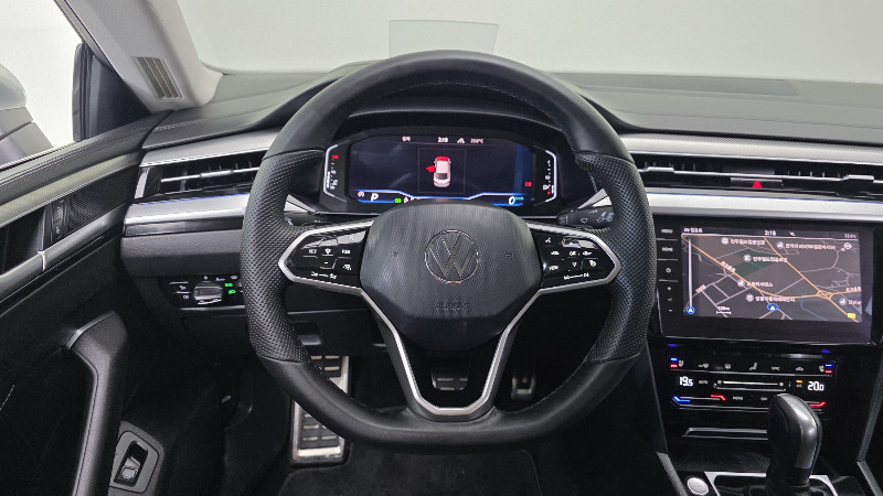 car Volkswagen Arteon id49395 photo #17