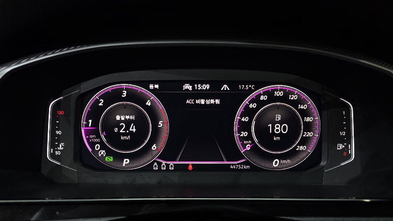 car Volkswagen Arteon id49396 photo #8