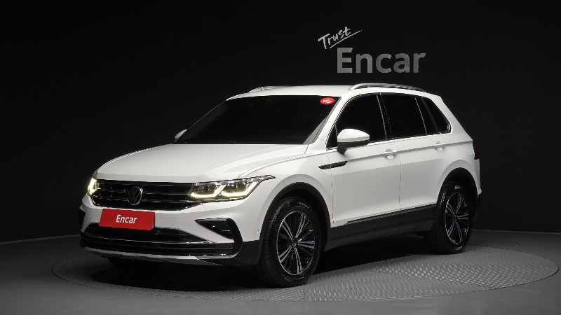car Volkswagen Tiguan id49397 main photo
