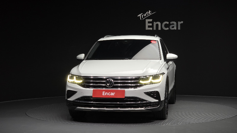car Volkswagen Tiguan id49397 photo #3
