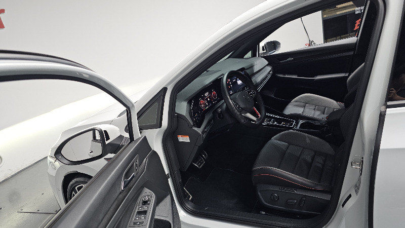 car Volkswagen Golf id49403 photo #10