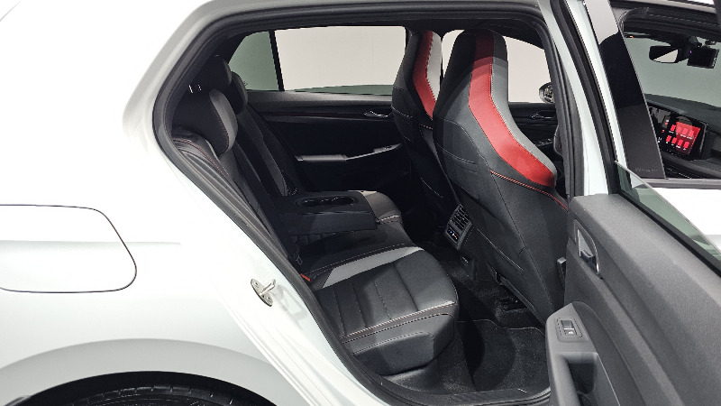 car Volkswagen Golf id49403 photo #11