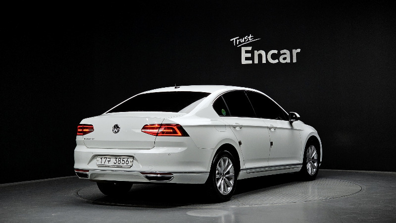car Volkswagen Passat id49404 photo #2