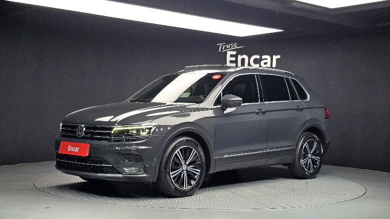 car Volkswagen Tiguan id49406 main photo