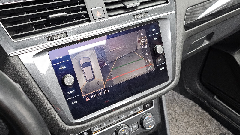 car Volkswagen Tiguan id49407 photo #16