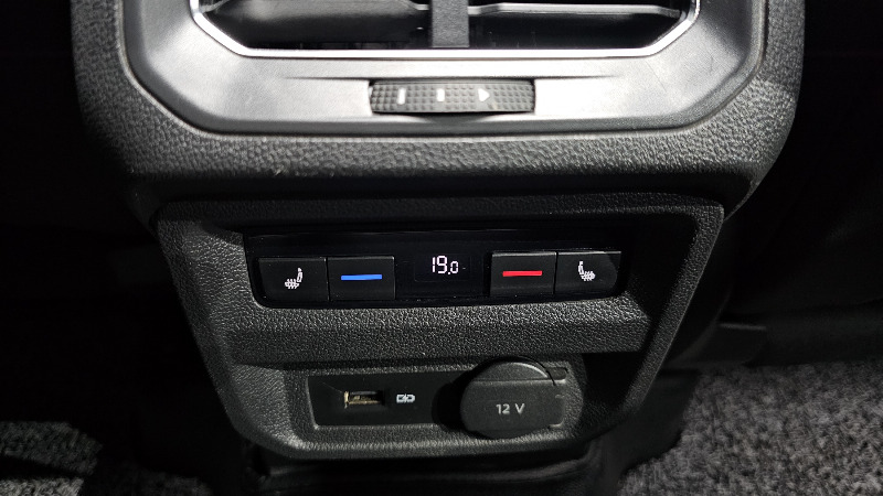 car Volkswagen Tiguan id49407 photo #19