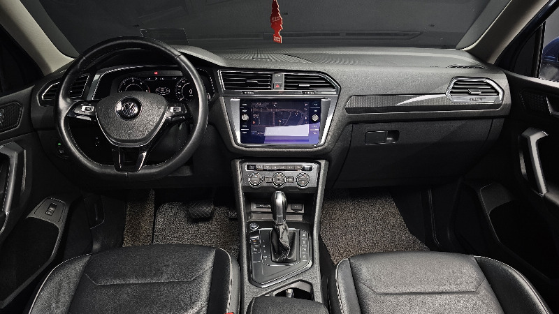 car Volkswagen Tiguan id49407 photo #7