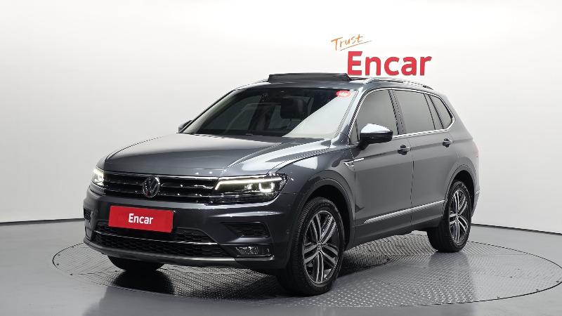 car Volkswagen Tiguan id49409 main photo