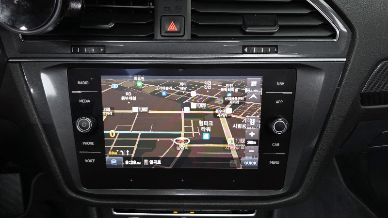 car Volkswagen Tiguan id49409 photo #14