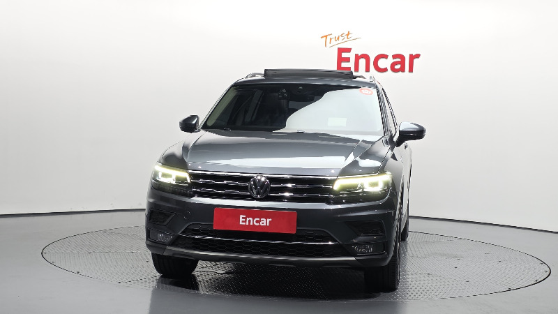 car Volkswagen Tiguan id49409 photo #3