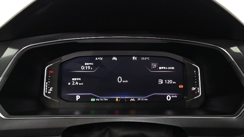 car Volkswagen Tiguan id49409 photo #8