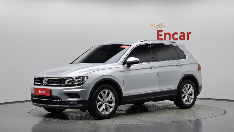 car Volkswagen Tiguan id49414 main photo