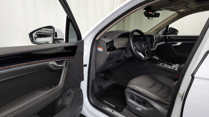 car Volkswagen Touareg id49420 photo #10