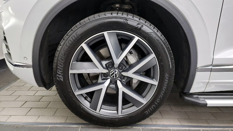 car Volkswagen Touareg id49420 photo #5