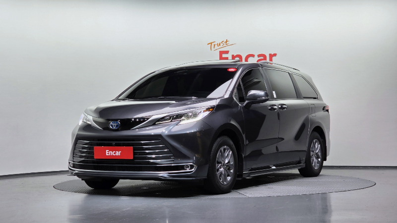 car Toyota Sienna id49473 main photo