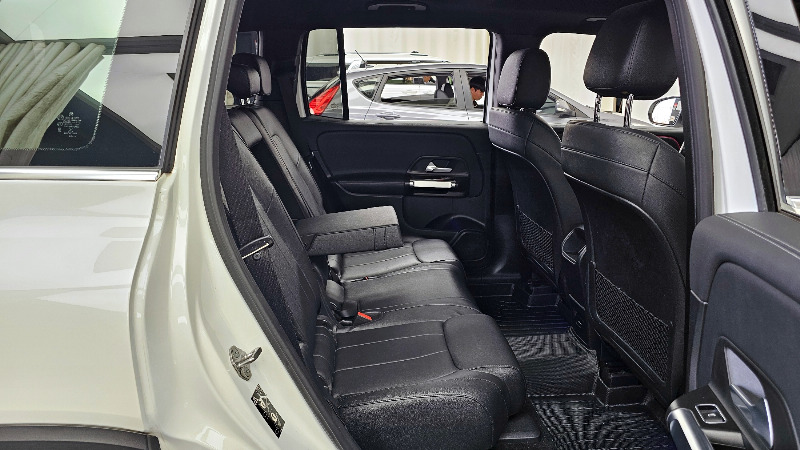 car Mercedes Benz GLB id49475 photo #12