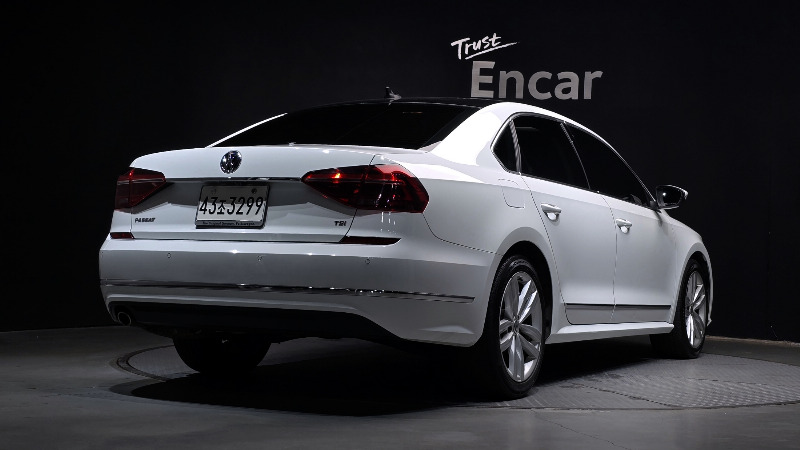 car Volkswagen Passat id49476 photo #2