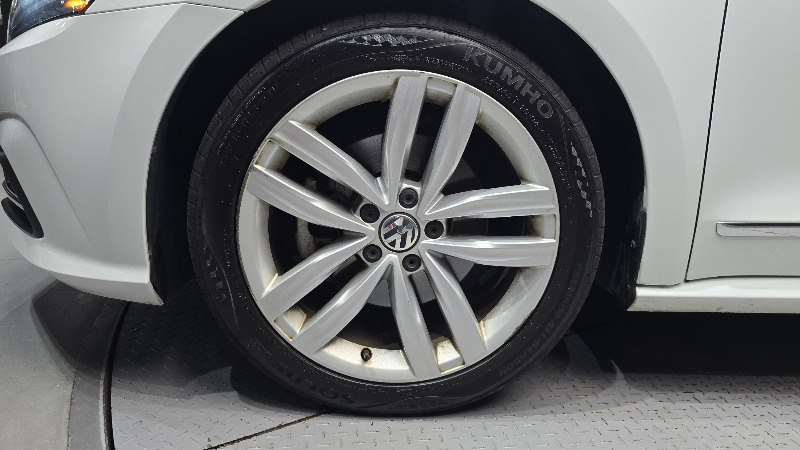 car Volkswagen Passat id49476 photo #5