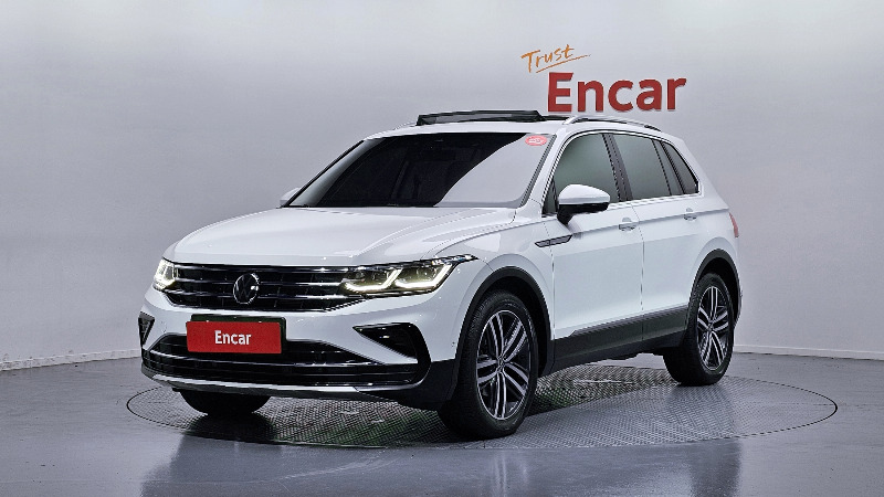 car Volkswagen Tiguan id49482 main photo