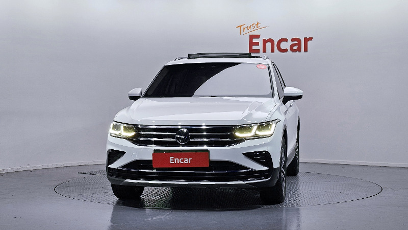 car Volkswagen Tiguan id49482 photo #3