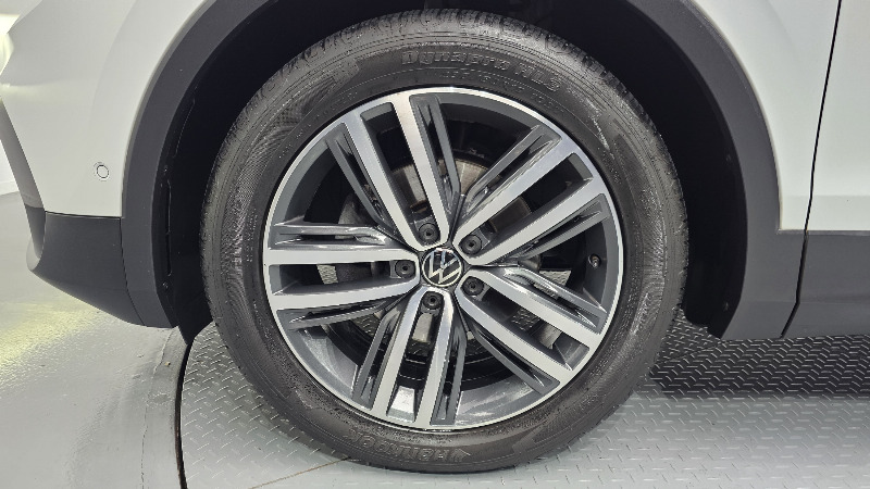 car Volkswagen Tiguan id49482 photo #5