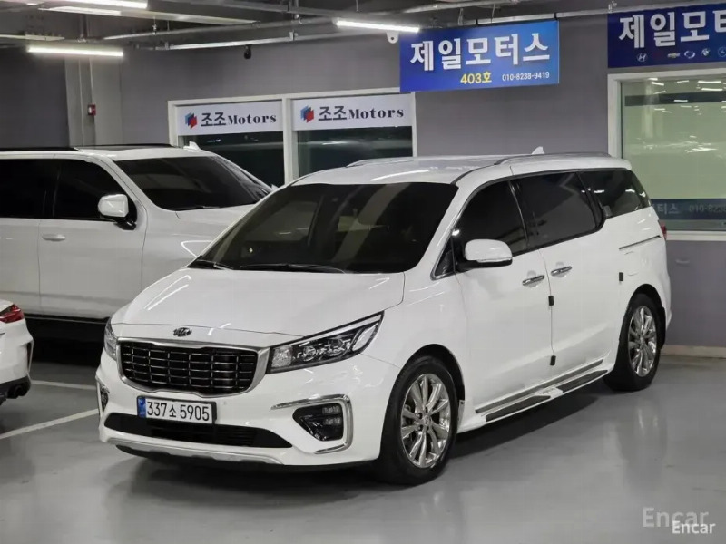 car KIA Carnival id49483 main photo