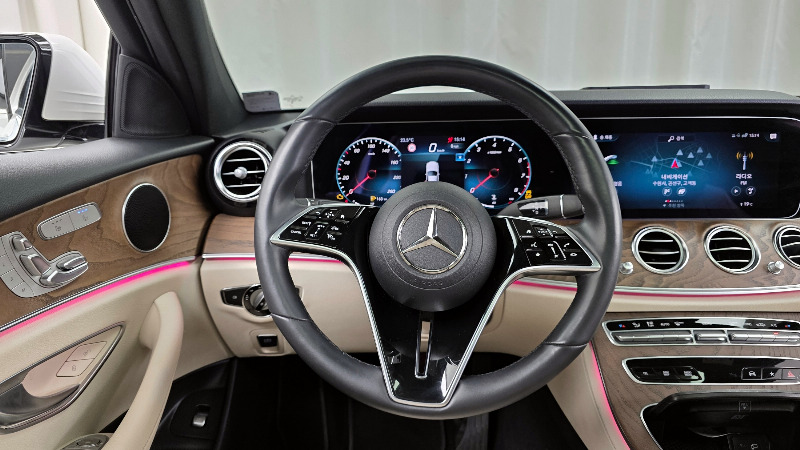 car Mercedes Benz E Class id49552 photo #13