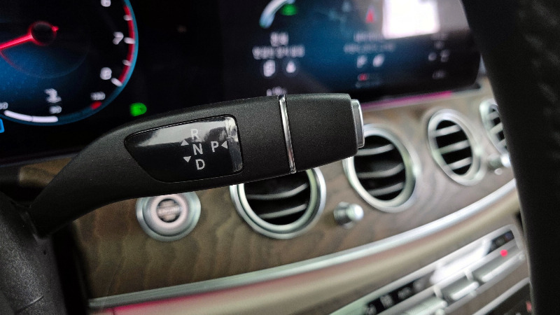 car Mercedes Benz E Class id49552 photo #9