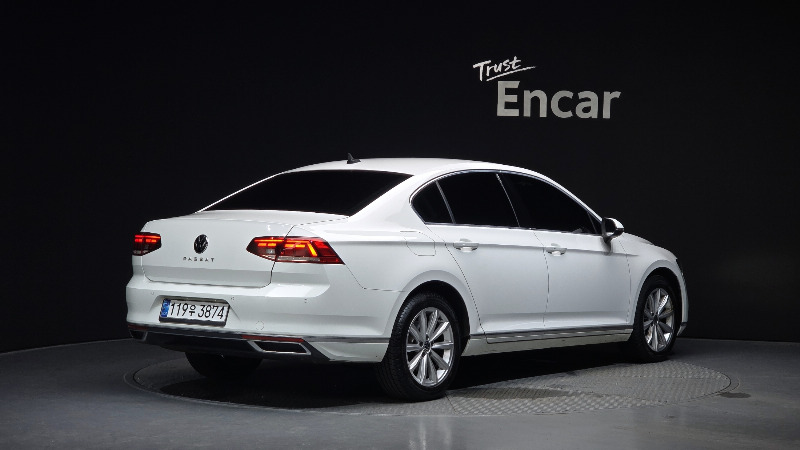 car Volkswagen Passat id49573 photo #2