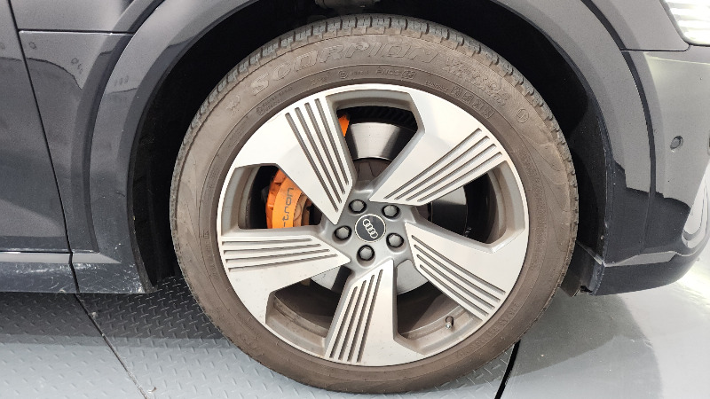 car Audi e-tron id49624 photo #5