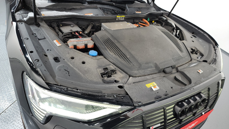 car Audi e-tron id49624 photo #6