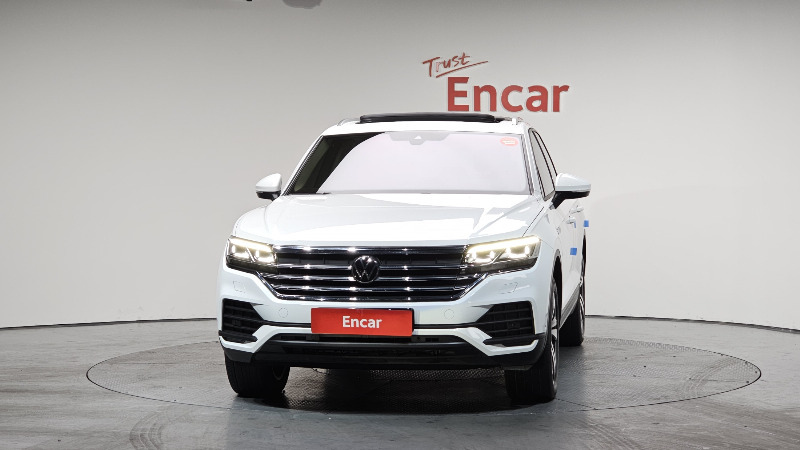car Volkswagen Touareg id49644 photo #3