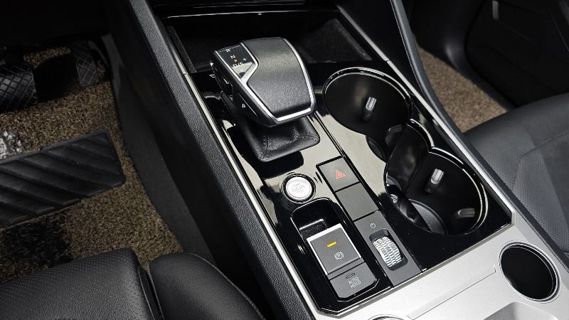 car Volkswagen Touareg id49644 photo #9