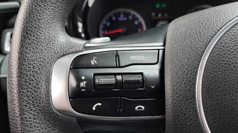 car KIA K5 id49649 photo #17