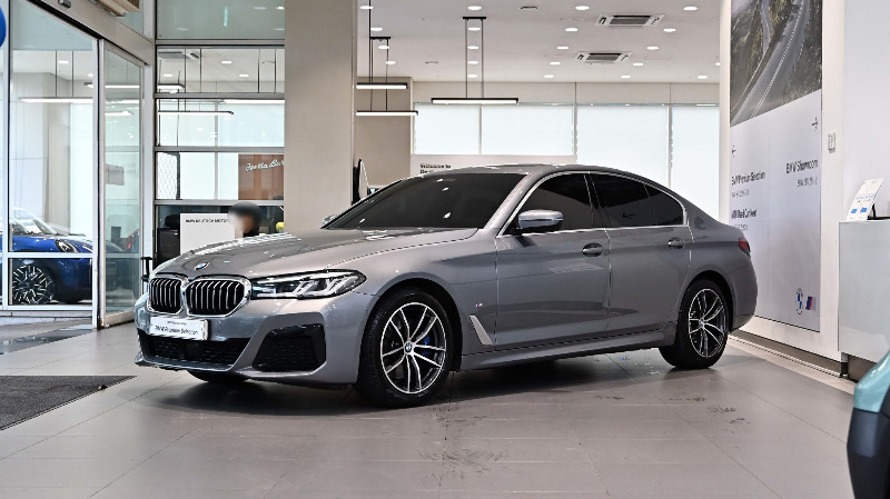 car BMW 5 Series id49704 main photo