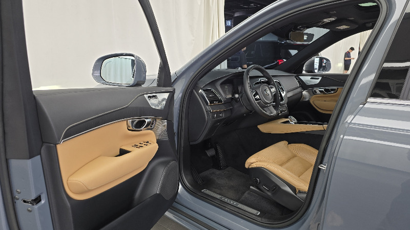 car Volvo XC90 id49794 photo #10