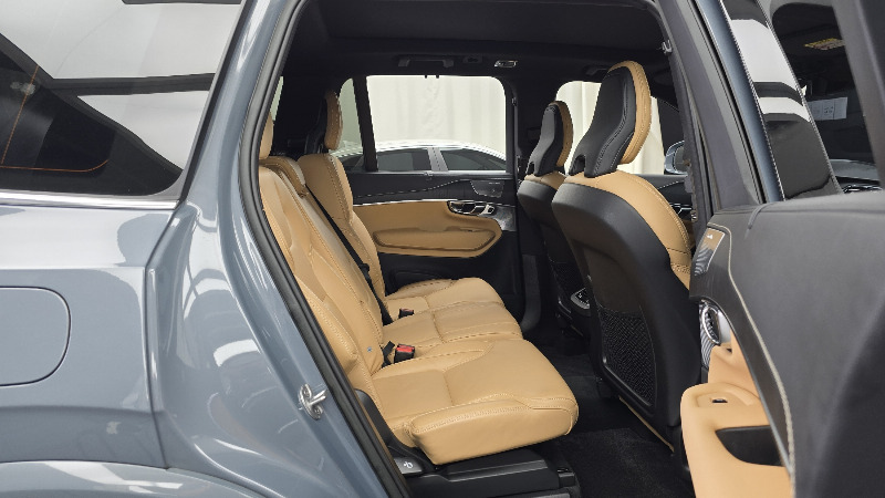 car Volvo XC90 id49794 photo #12