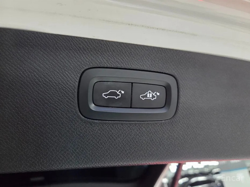 car Volvo XC90 id49797 photo #7